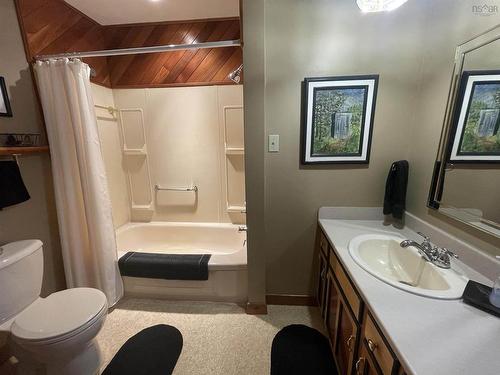 11690 Highway 4, Barra Head, NS 