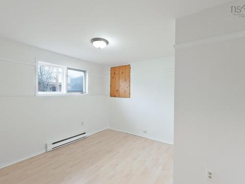 25 La Pierre Crescent, Woodlawn, NS 