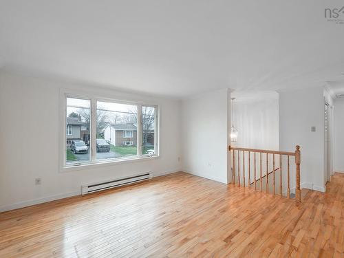 25 La Pierre Crescent, Woodlawn, NS 