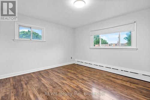B - 462 B Carlton Street, St. Catharines (Facer), ON - Indoor Photo Showing Other Room