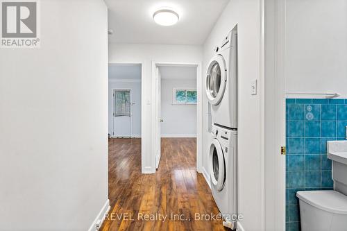 B - 462 B Carlton Street, St. Catharines (Facer), ON - Indoor Photo Showing Laundry Room