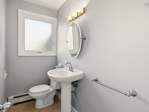 7 Benview Drive, Dartmouth, NS 