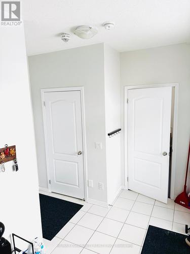 2 Melbrit Lane, Caledon, ON - Indoor Photo Showing Other Room