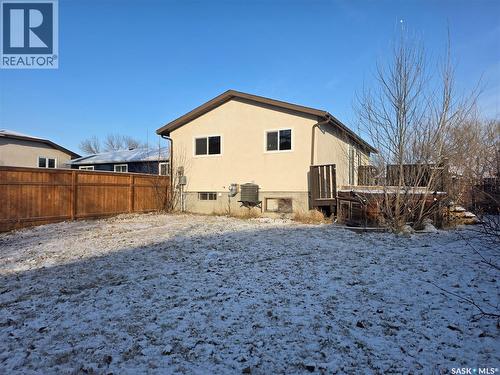 7123 Lanigan Drive, Regina, SK - Outdoor