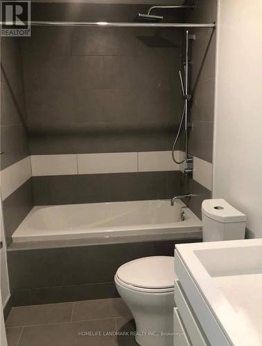 3211 - 197 Yonge Street, Toronto, ON - Indoor Photo Showing Bathroom