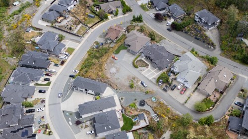 104 Bray Rd, Nanaimo, BC 