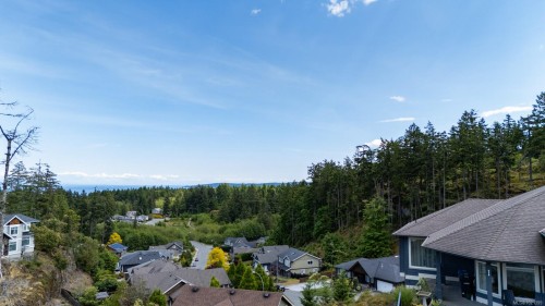 104 Bray Rd, Nanaimo, BC 