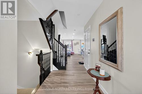 208 Kingswell Street, Ottawa, ON - Indoor Photo Showing Other Room