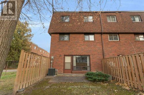 28 Stately Way, Markham, ON - Outdoor With Exterior