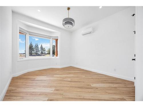 4-6320 Lakeshore Road, Lambton Shores, ON 