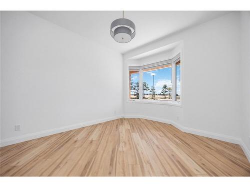 4-6320 Lakeshore Road, Lambton Shores, ON 