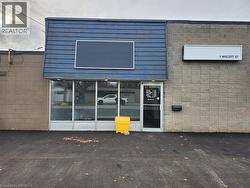 1 HISCOTT Street  St. Catharines, ON L2R 1E1