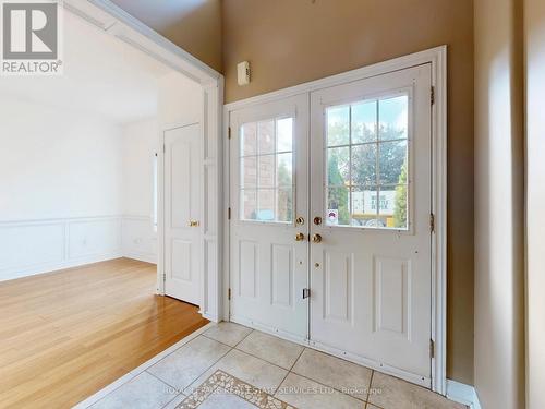 301 Mohawk Road, Oakville, ON - Indoor Photo Showing Other Room