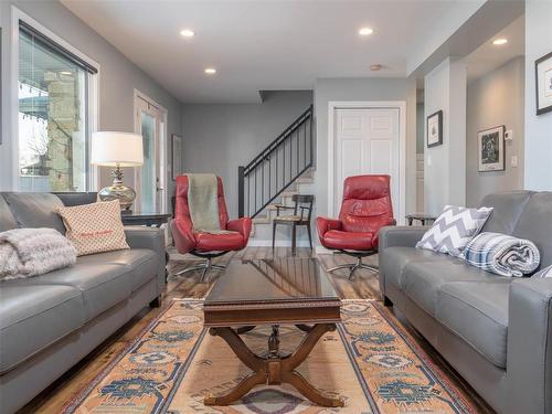 3 Jewett Bay, Winnipeg, MB - Indoor Photo Showing Living Room