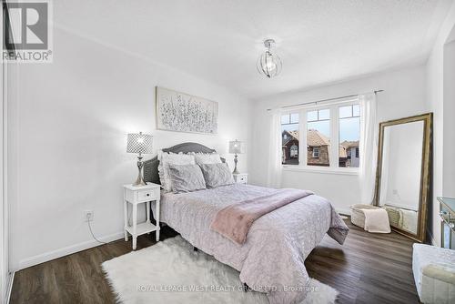 551 Pharo, Milton, ON - Indoor Photo Showing Bedroom