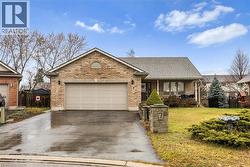 7 FAIRFIELD Court  Delhi, ON N4B 0A1