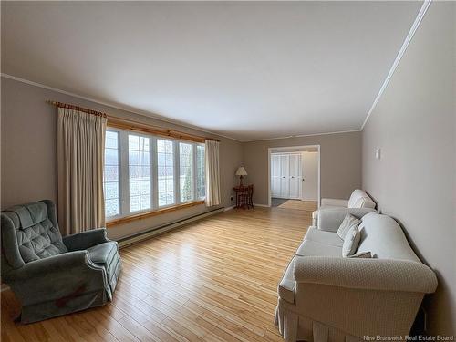 28 Chester Dr, Wicklow, NB 