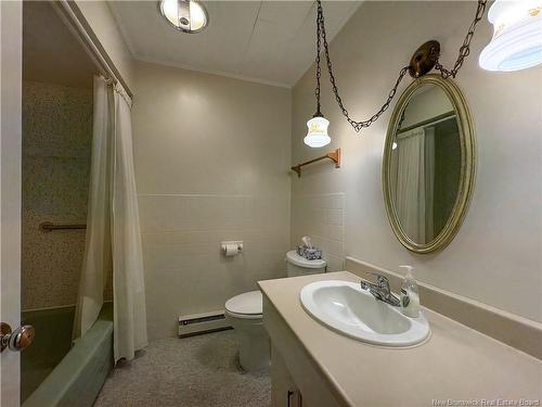 28 Chester Dr, Wicklow, NB 