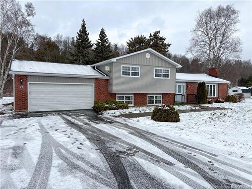 28 Chester Dr, Wicklow, NB 