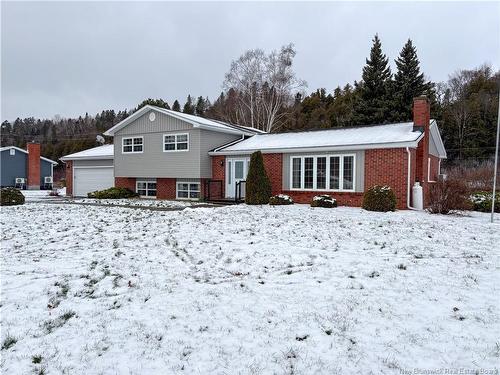 28 Chester Dr, Wicklow, NB 
