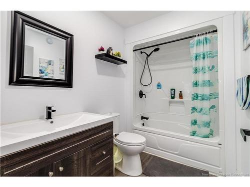 66 Murray Ave, Fredericton, NB 