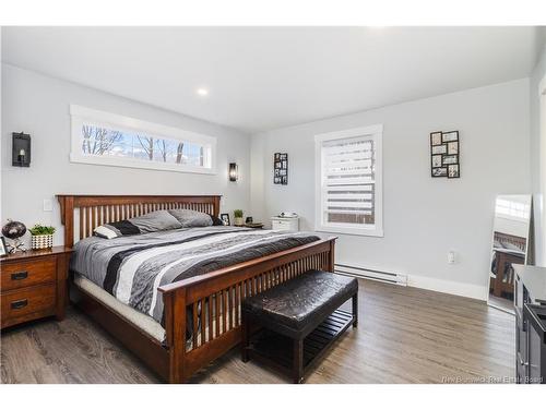 66 Murray Ave, Fredericton, NB 