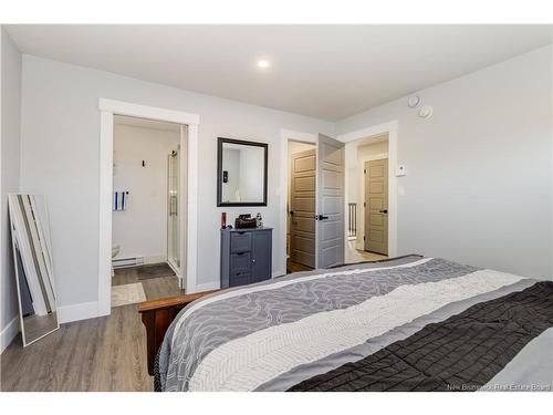 66 Murray Ave, Fredericton, NB 