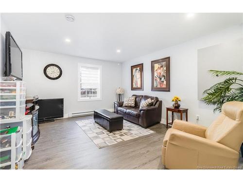 66 Murray Ave, Fredericton, NB 