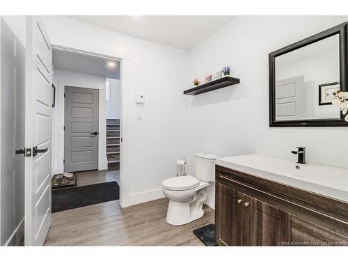 66 Murray Ave, Fredericton, NB 