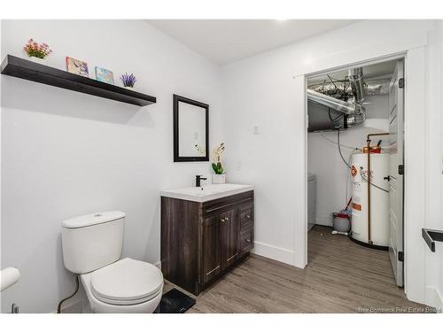 66 Murray Ave, Fredericton, NB 