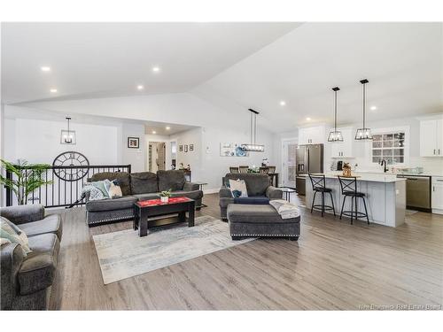 66 Murray Ave, Fredericton, NB 