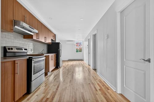 Vue d'ensemble - 1904 Rue St-Clément, Montréal (Mercier/Hochelaga-Maisonneuve), QC - Indoor Photo Showing Kitchen