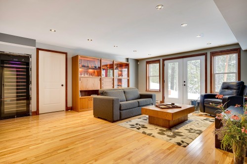 Salle familiale - 29 Ch. Des Mésanges, Sainte-Anne-Des-Lacs, QC - Indoor Photo Showing Living Room
