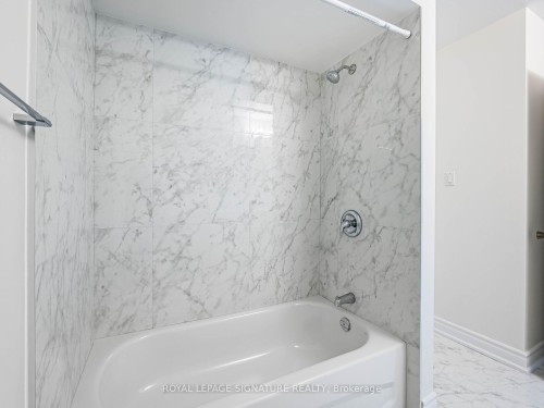 86 Valonia Drive, Brampton, ON - Indoor Photo Showing Bathroom