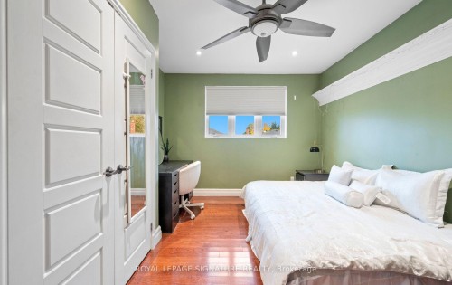 16 Kingsborough Crescent, Toronto, ON - Indoor Photo Showing Bedroom