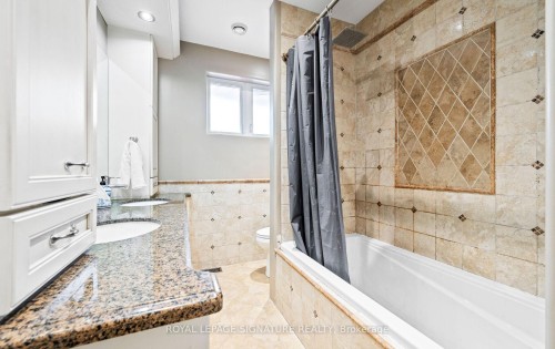 16 Kingsborough Crescent, Toronto, ON - Indoor