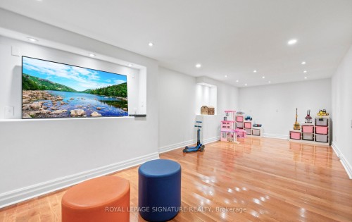 16 Kingsborough Crescent, Toronto, ON - Indoor