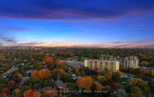 16 Kingsborough Crescent, Toronto, ON - Outdoor With View