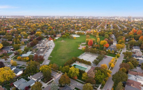 16 Kingsborough Crescent, Toronto, ON - Outdoor With View