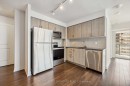 1609-20 Meadowglen Place, Toronto, ON  - Indoor Photo Showing Kitchen 