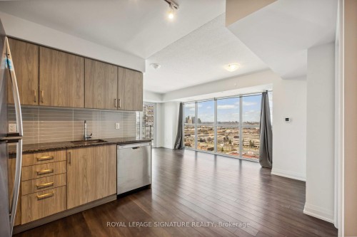 1609-20 Meadowglen Place, Toronto, ON - Indoor Photo Showing Kitchen