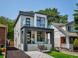 Upper-186 Oak Park Avenue  Toronto, ON M4C 4M8