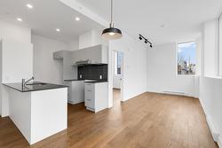201-5410 Av. Papineau  Montréal (Le Plateau-Mont-Royal), QC H2H 1W2