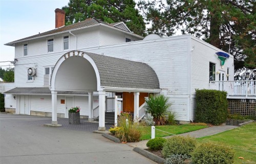 307-2050 White Birch Rd, Sidney, BC - Outdoor