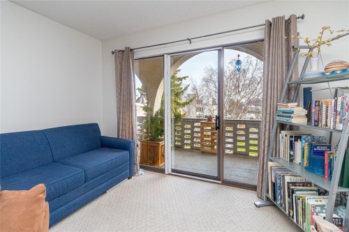 307-2050 White Birch Rd, Sidney, BC - Indoor