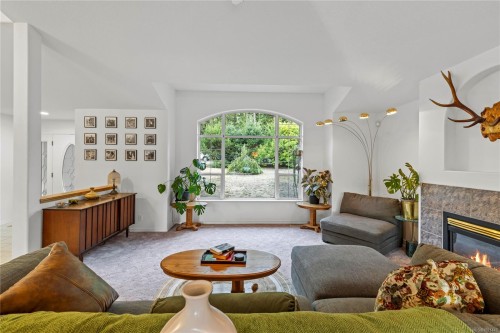 5145 Grouhel Rd, Ladysmith, BC 