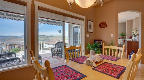 667 Mt. York Drive, Coldstream, BC - Indoor Photo Showing Dining Room