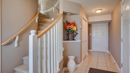 667 Mt. York Drive, Coldstream, BC - Indoor Photo Showing Other Room