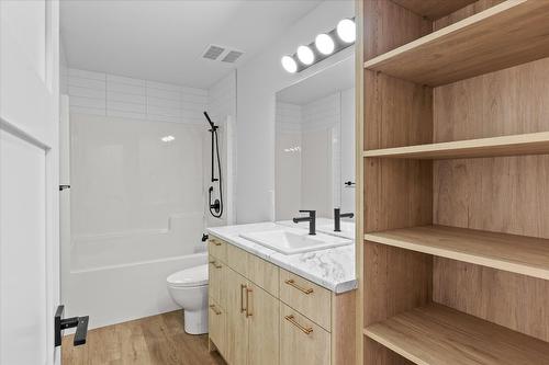 167 Heldon Court, West Kelowna, BC - Indoor Photo Showing Bathroom