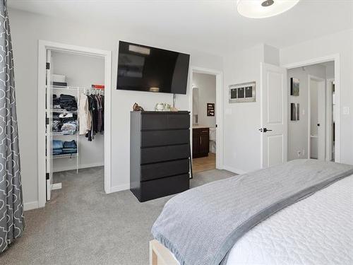 117 Kestrel Way, Winnipeg, MB 